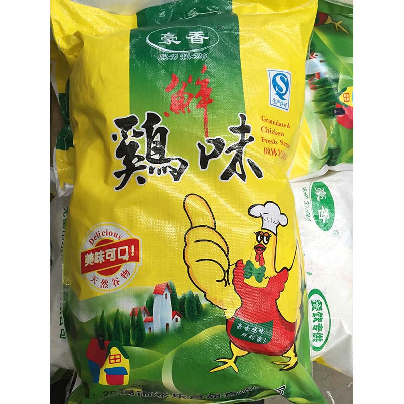 雞精廠家告訴你當(dāng)因為雞精本身含有鹽分所以在和鹽一起使用時要適量減少鹽的用量